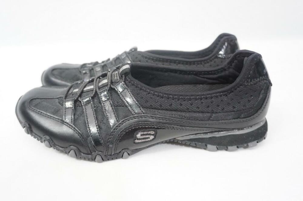 SKECHERS USED 8 BLACK FABRIC/PATENT LEATHER FLATS/SLIP ON/SNEAKERS 21310